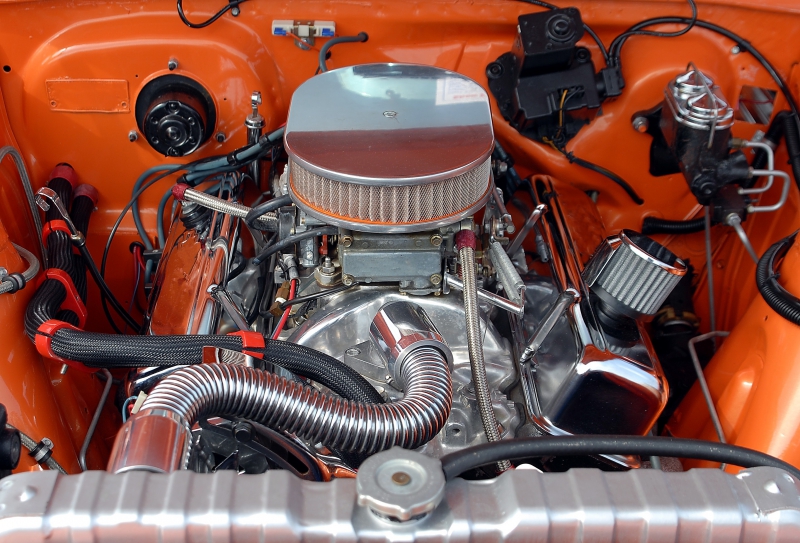 garagiste-LES MUJOULS-min_car-engine-1738309